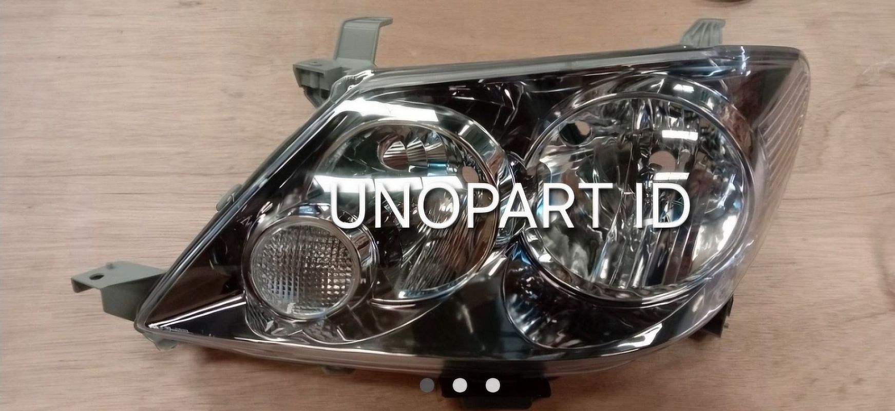Headlamp / Batok Lampu Depan Toyota Fortuner 2005-Ke Atas Hitam Kiri atau Kanan - foto 2