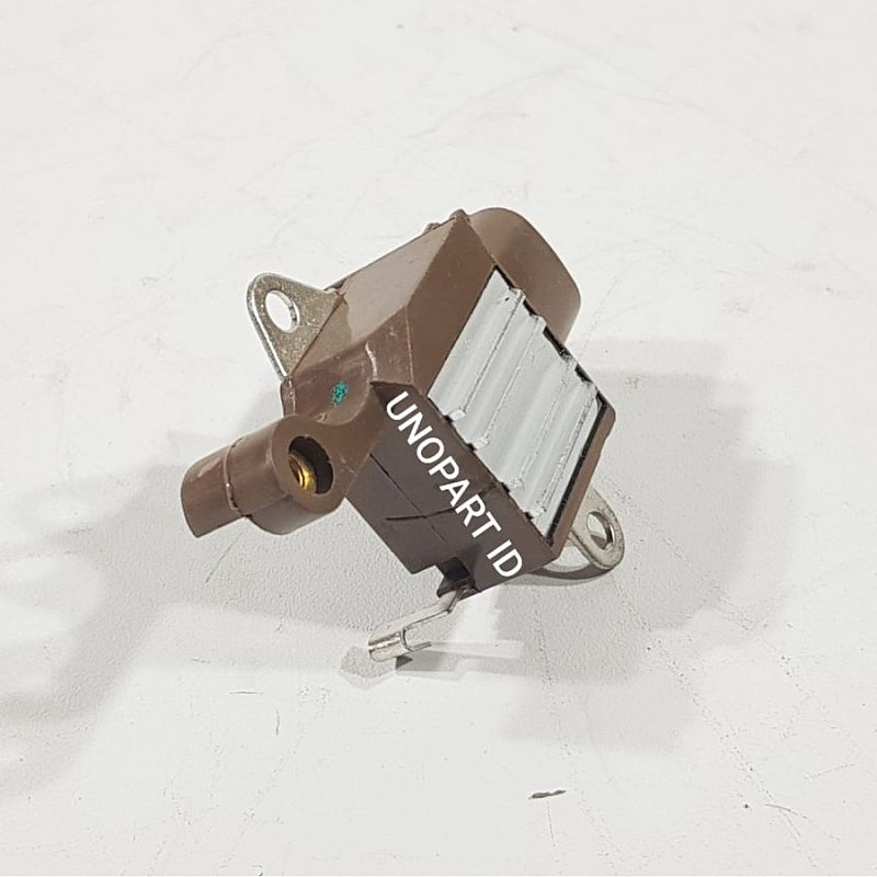 IC Regulator Alternator Toyota Kijang Innova 2.0 Bensin 2004-2015 - foto 2
