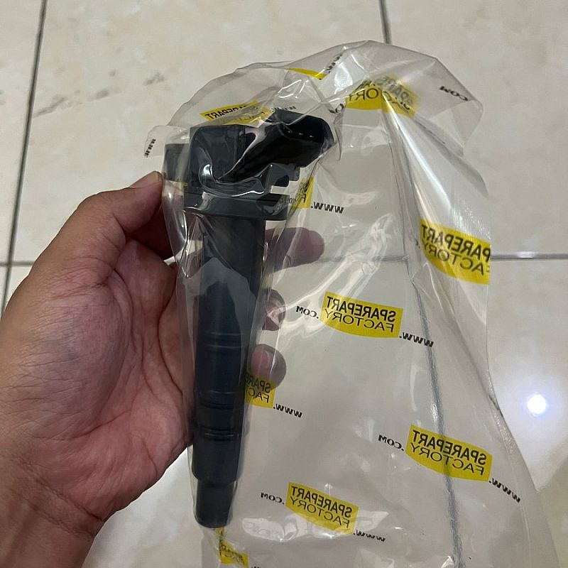 Ignition Coil Koil Stecker Toyota Innova Gen1 2.0 2.7 Bensin 04-15 / Innova Reborn 16-22 / Hilux Fortuner Bensin 2.7 04-15 / Landcruiser Land Cruiser J200 / Prado / Rav4 / Camry ACV40 XV40 2007-2012 S - foto 2