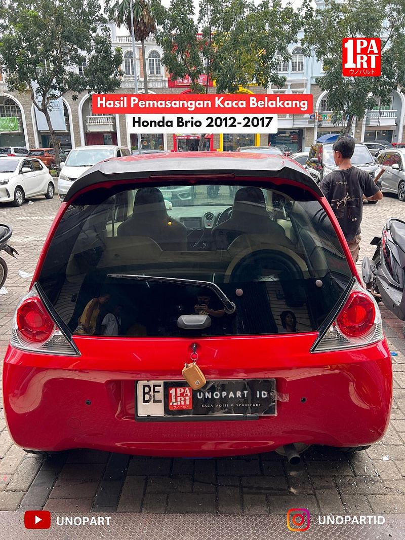 Kaca Belakang dengan Lubang Wiper Honda Brio 2012-2017 OEM - foto 7