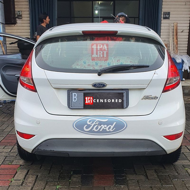 Kaca Belakang Mobil Ford Fiesta 2009-2017 by FY Sertifikasi SNI & E4 - foto 2