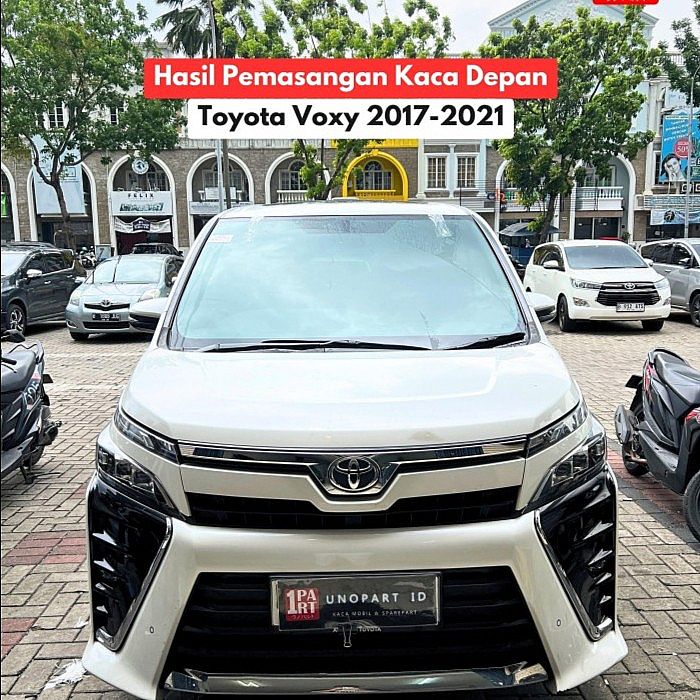 Kaca Depan Asahimas AGC Toyota Voxy 2017-2021 Terima Pemasangan - foto 5