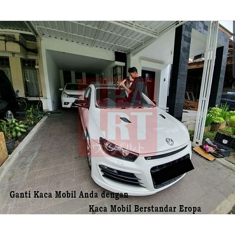 Kaca Depan Laminated VW Scirocco Coupe 2008- SNI & DOT-459 & E4 Euro - foto 2