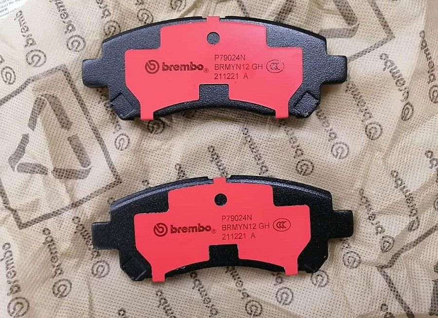 Kampas Rem Depan Brembo Ceramic Avanza Xenia Rush Terios Taruna APV - foto 4