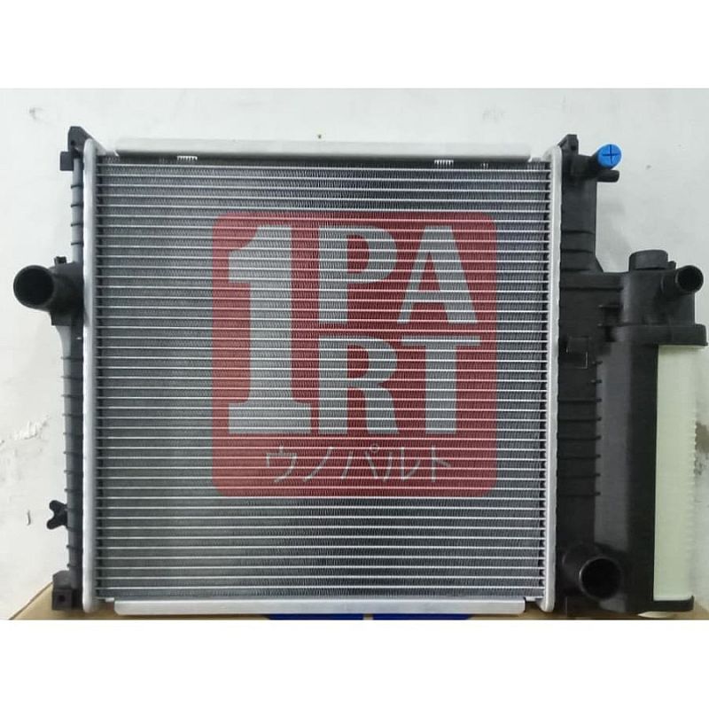 Radiator Assy BMW 318i dengan Tabung IATF16949 Original Replacement - foto 4
