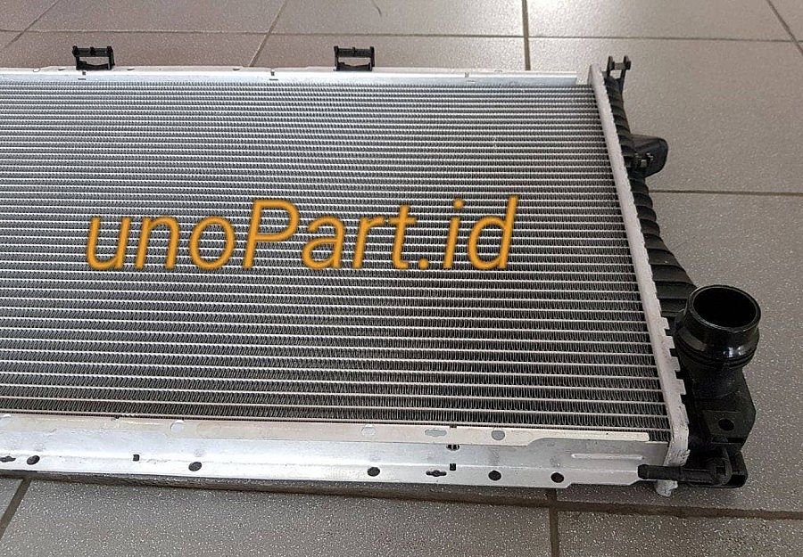 Radiator Assy Komplit Upper Lower Tank Cooltec BMW E39; 528i AT 1998- OEM 17111436060 - foto 4
