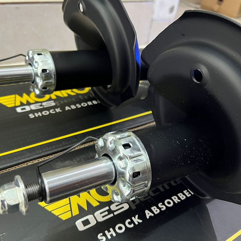 Shock Absorber Shock Breaker Depan Monroe Mitsubishi Outlander 12-18 - foto 3