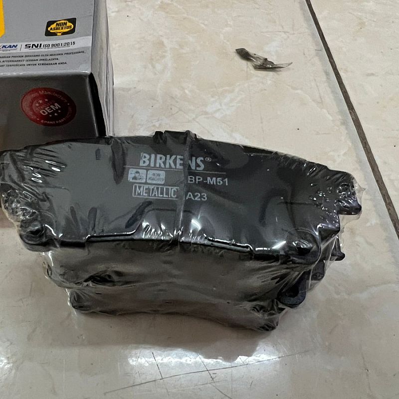 Brake Disc Pad Kampas Rem Belakang Birkens Metalic Toyota Fortuner VRZ SRZ GR 2016-Ke Atas SNI KAN OEM 04466-0K010 044660K010 - foto 3